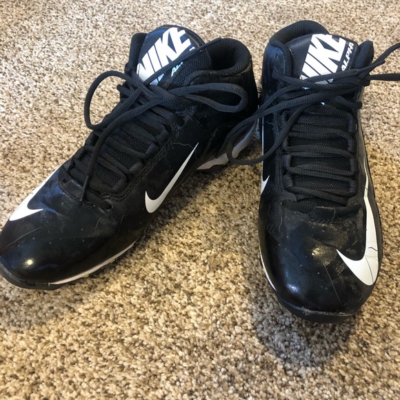 Nike Alpha Cleats - Picture 2 of 4